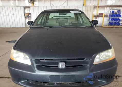 1998 Honda Accord Lx из США, поврежденный, VIN 1HGCG5644WA045897